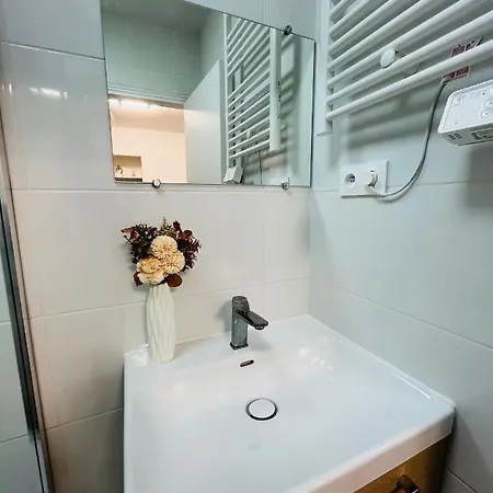 Dream Dwell Paris-two Bedrooms Apart Near Gare Du Nord Paris